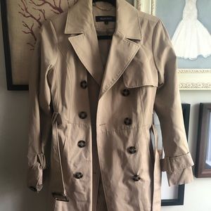 Ellen Tracy trench coat